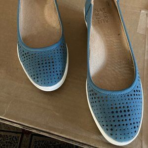 Naturalizer Sam Slip-On Wedges  7.5  Storm Blue